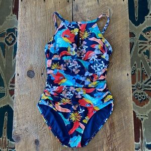 Ellen Tracey Keyhole One Piece Bathing Suit, 10